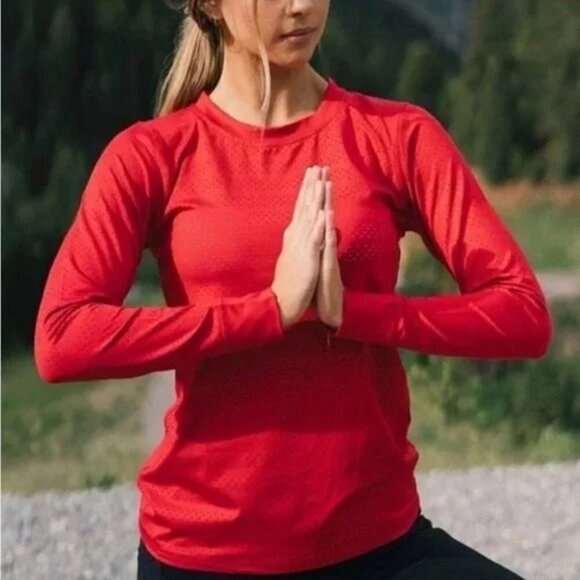 ZYIA Active Women's Chill Long Sleeve Top- Perforated Long Sleeve Active Top - Picture 2 of 11